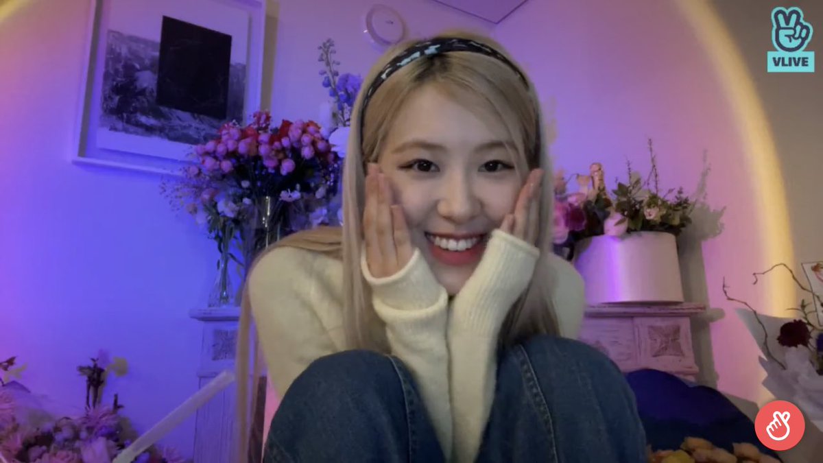 rosé pics tweet media