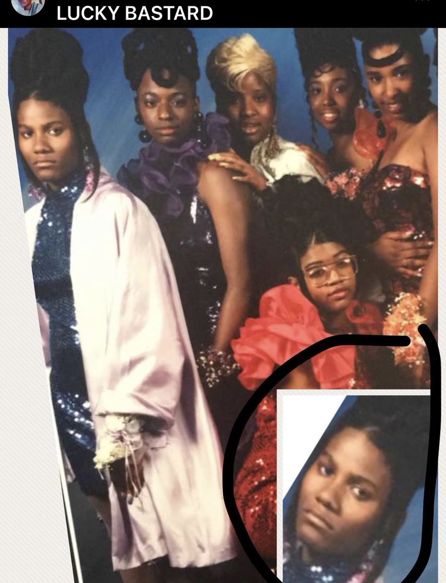 1994. Junior Prom . I was Sick AF the entire night.... Found out I was pregnant with my Tonio ..Went to the clinic but had already spent my $300 on Prom , ... look at my face 😩