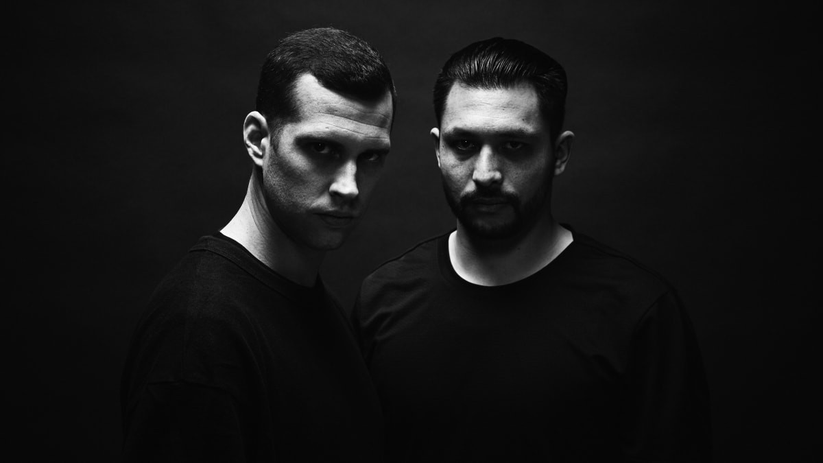 TheMusicEss's tweet photo. Out now on @heavensent! @SlanderOfficial and @Au5music drop a mind-blowing melodic bass collab ‘Anywhere’ featuring @shybeast and @plyaband! 🎵🎧
https://t.co/BdPPLuLQe0
#NewCollab #SLANDER #Au5 #shYbeast #PLYA #HeavenSent #Anywhere https://t.co/S6rQd4K5zA
