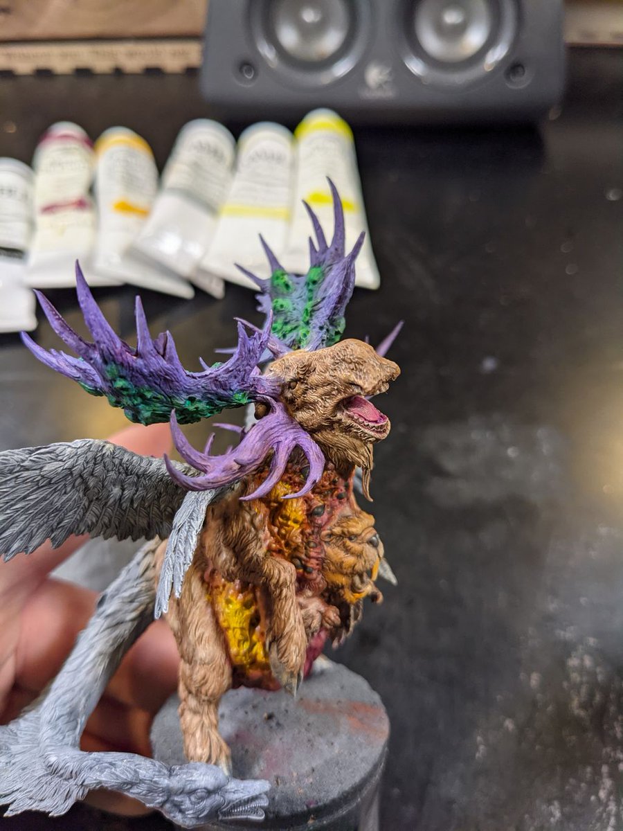SteepTPainting's tweet photo. WIP on the Canuckmera from @creaturecaster!!β β β β
#monsterclay #art #sculptureart #artist #gallery #sculptor #sculptureartist #creaturecaster #chimera #basing #waterfall #rocks #miniature #miniatures #tabletop #tabletopgames #tabletopstrategy #miniaturepainting #oils https://t.co/fLgq0dnQeY