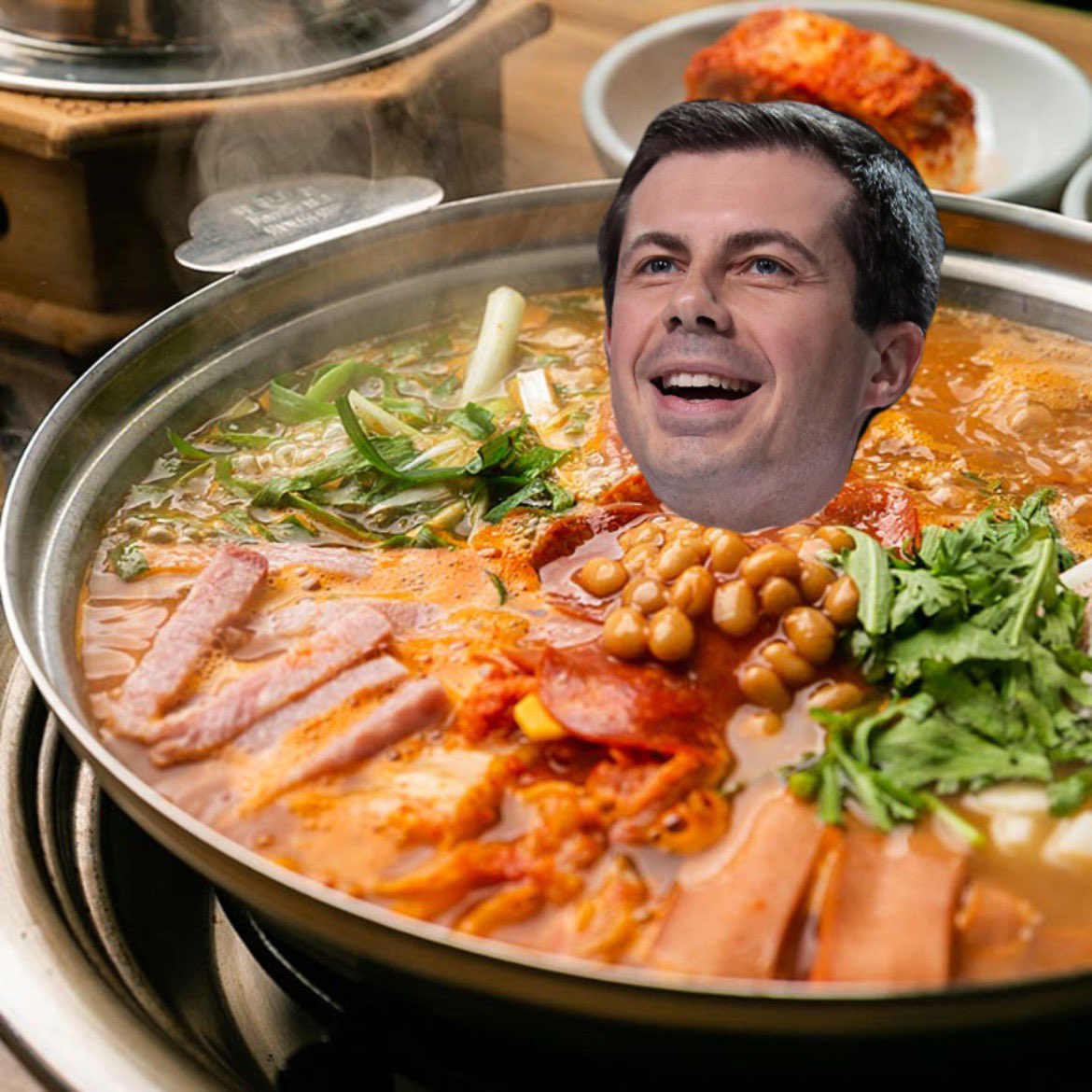 matthewichoi's tweet photo. Pete Buttijigae

(@paigeeshin made this) https://t.co/8NvXFj4gaL
