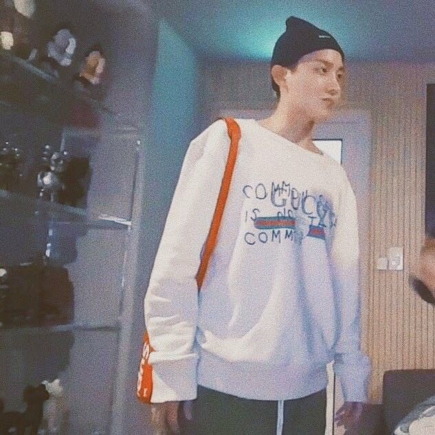 Jung Hoseok: A Dance teacher