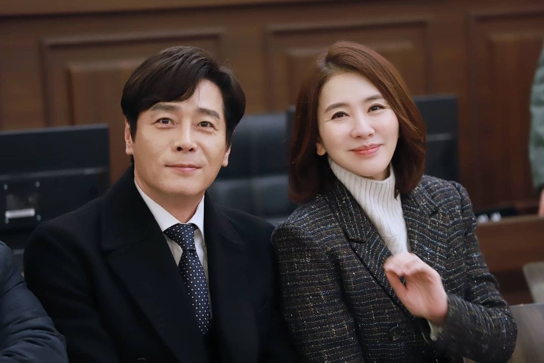 아니 진짜;;; 얼굴합 최고임;;;;
홍일권 이일화
다른 드라마에서 또 만나주세요please