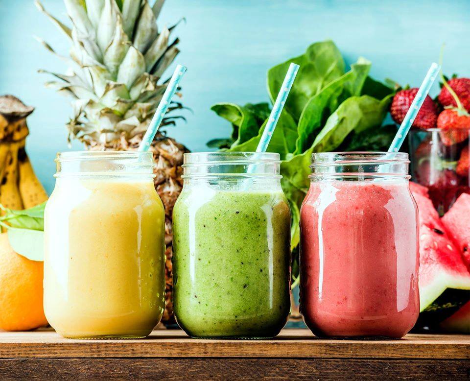 cateringbm's tweet photo. Go for fresh juices. Fresh juices are high in vitamin C and antioxidants, whilst traditional fizzy drinks are not. Watch the blood sugar though! #WellnessWednesday https://t.co/YwgeETLiCC
