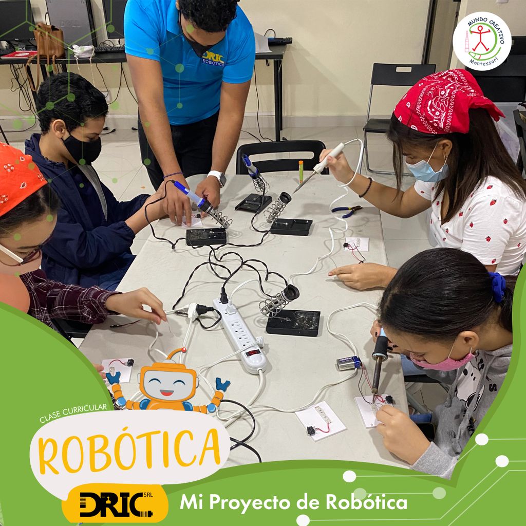 DricRobotics's tweet image. Nuestros estudiantes de secundaria vivieron la experiencia de armar su proyecto de robótica en nuestro encuentro con ellos el pasado sábado 6 en @mundocreativomontessori

#dricsystem #dricesmas #dricrobotics #roboticainfantil #tecnologia #educacioninfantil #creatividad #robots