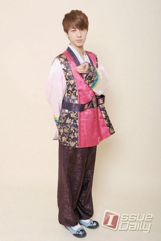 Seokjin in hanboks looking like a prince, an endearing thread: #방탄소년단진  #방탄진  #진  #JIN  #SEOKJIN  #ジン  #金碩珍  @bts_twt