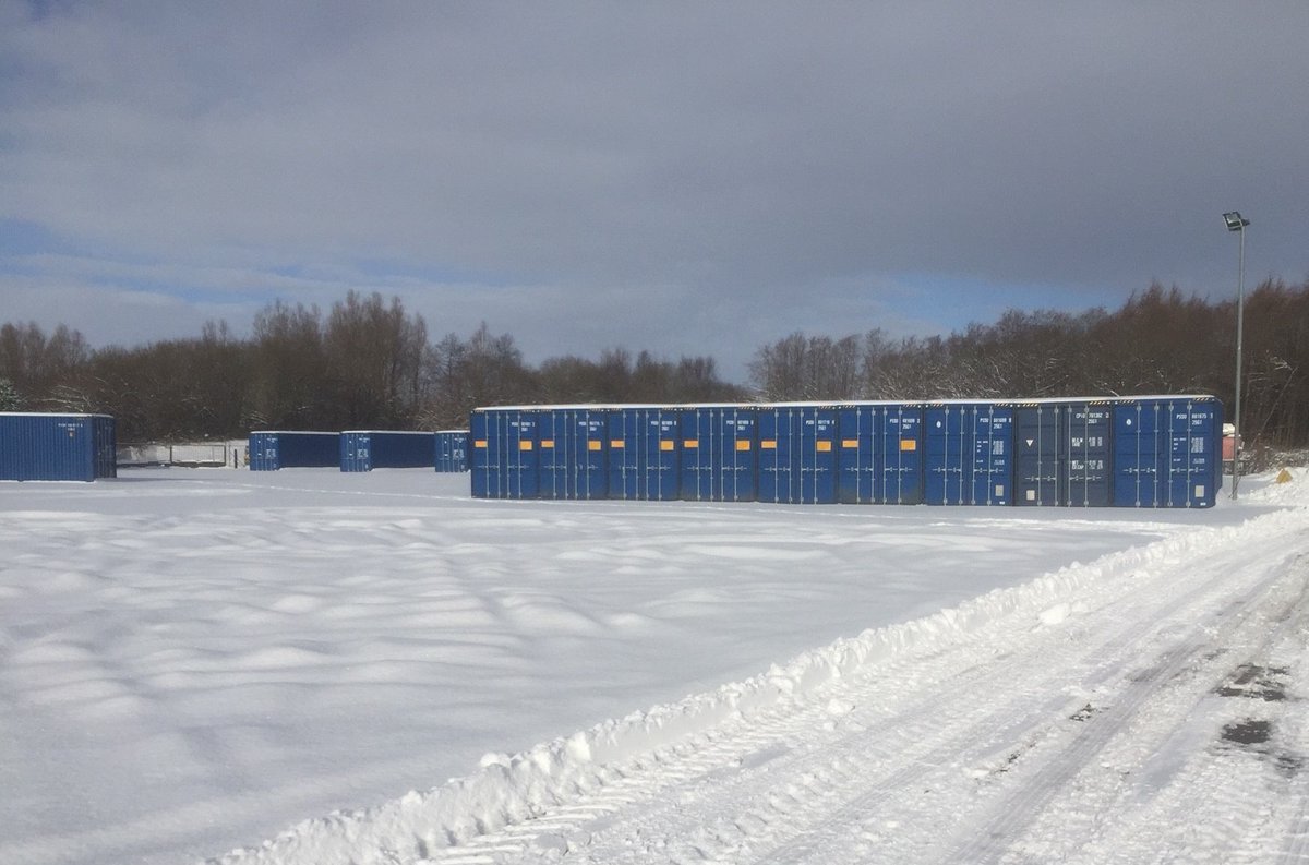 Phase 1 of our workshops &amp; storage area at Cowdenbeath looks lovely framed with snow. Glad they are all watertight <a href="/FifeChamber/">Fife Chamber of Commerce</a> <a href="/BGFife/">Business Gateway Fife</a> <a href="/welcometofife/">Welcome to Fife</a> <a href="/FFP/">The Fife Free Press</a> @AroundFife #containers #storage ow.ly/VT8p30rwmBc
