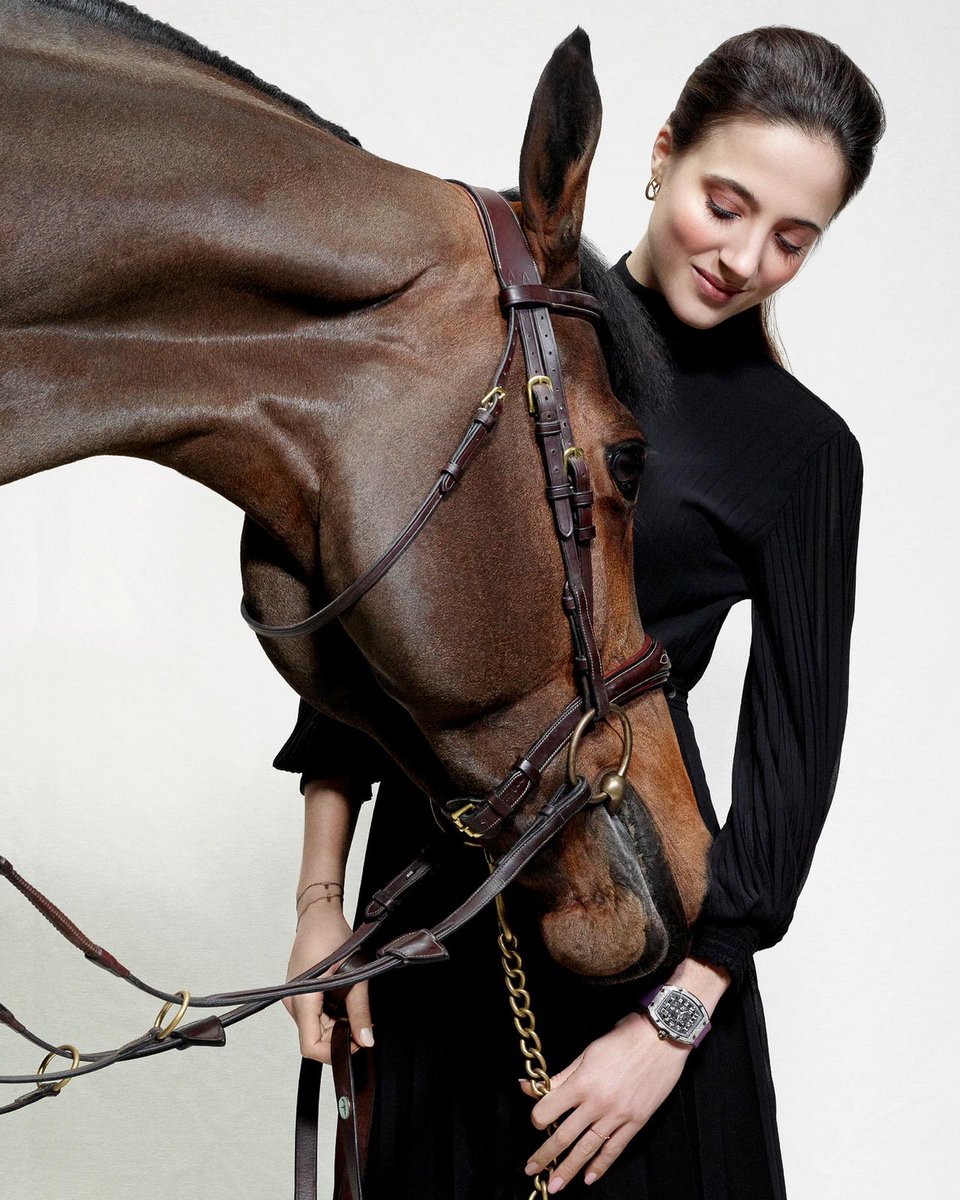 We are delighted to welcome Flore Giraud, France’s most up and coming showjumping champion into the #RichardMille Family. In a sport which is currently regaining popularity throughout the globe, Flore is currently jumping leaps and bounds on her way to peak performance.