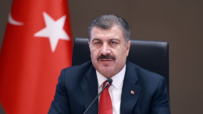 merkezi01's tweet photo. Sağlık Bakanı Koca: "Yarından itibaren ilk aşılanan grubumuzun ikinci doz aşılarına başlıyoruz. Hedef, nüfusumuzun en az yüzde 60'ının aşılanmasını sağlamaktır." https://t.co/wVWd7AXRtJ
