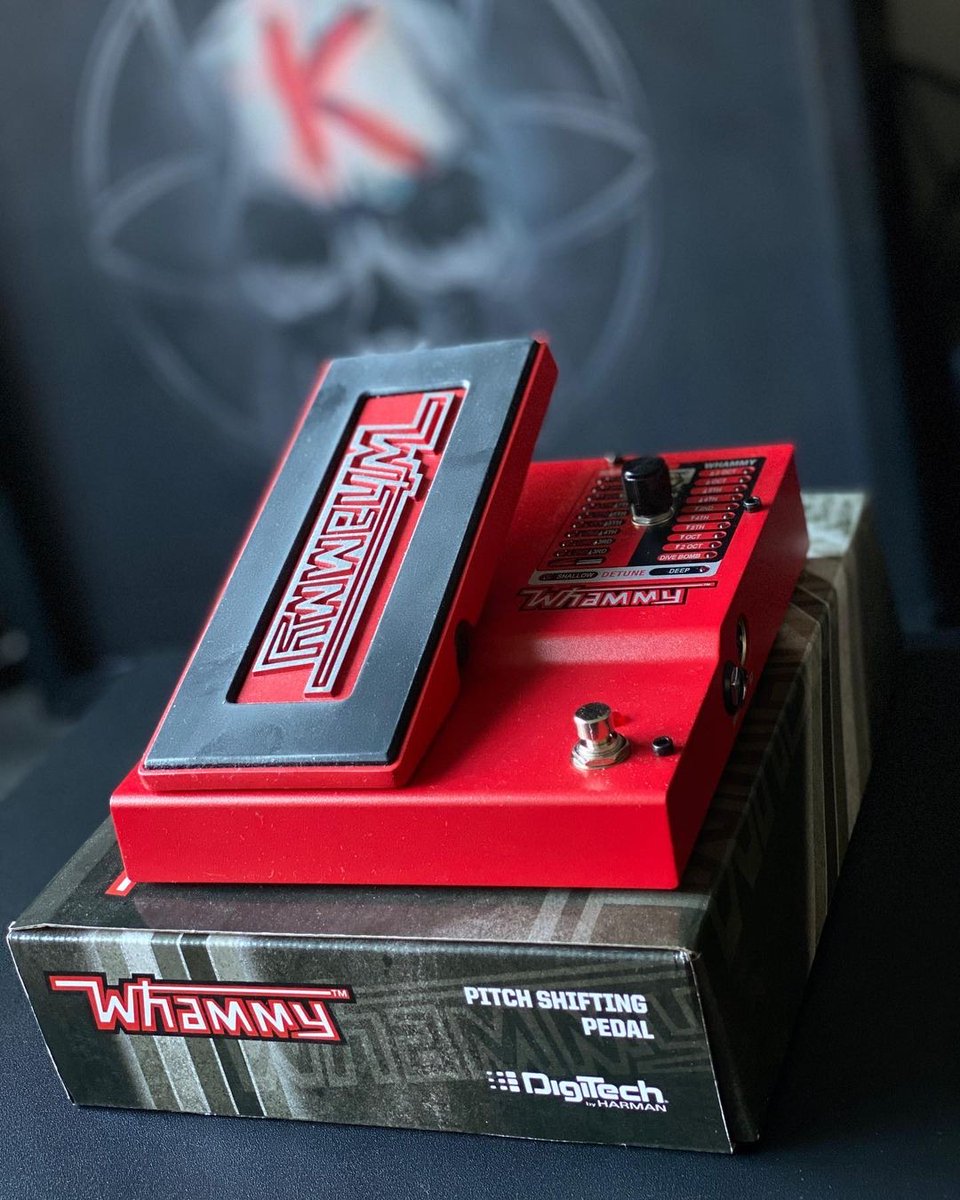 When IG user kaiinmusik showed off his new #DigiTech toy, we couldn't wait to share! How would you use the Whammy's iconic pitch-shifting capabilities? Thanks for sharing, Franck! #Whammy #WhammyWednesday
