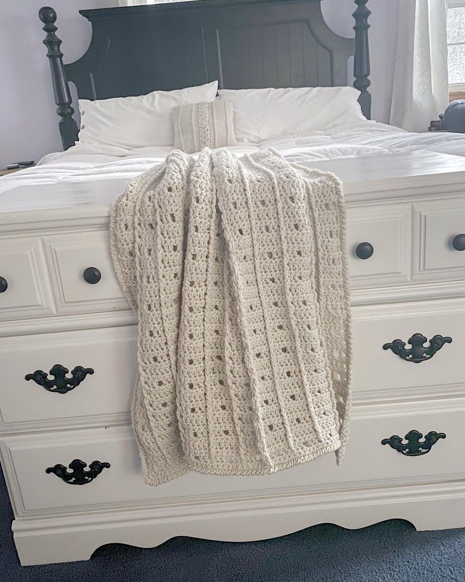 BeCraftee's tweet photo. 𝙏𝙝𝙧𝙤𝙬 + 𝙩𝙚𝙭𝙩𝙪𝙧𝙚 = 𝙘𝙤𝙢𝙛𝙮 𝙥𝙞𝙚𝙘𝙚 𝙤𝙛 𝙖𝙧𝙩😊💖

@mainelyhooked made this beautiful throw, with an amazing distribution of stitches and lovely color: white🤍…

https://t.co/orbi98a1dl

#BeCraftee #CrochetCreation https://t.co/8m6joCJOHs