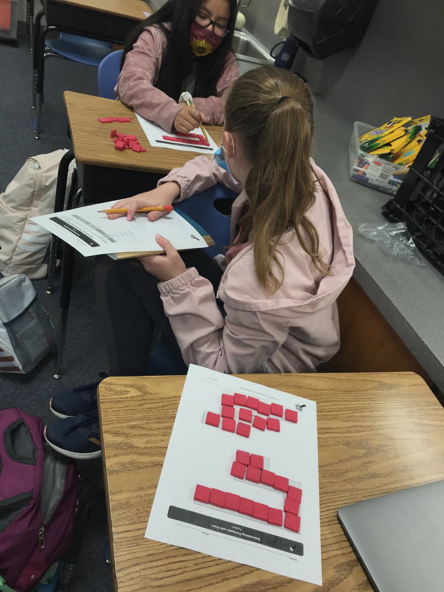 crhames1's tweet photo. @cruz4thought DHuston’s 5th graders using Math missions to explore area and perimeter. #mathmissions #webblc #mymisd https://t.co/ns9bwzklJ4