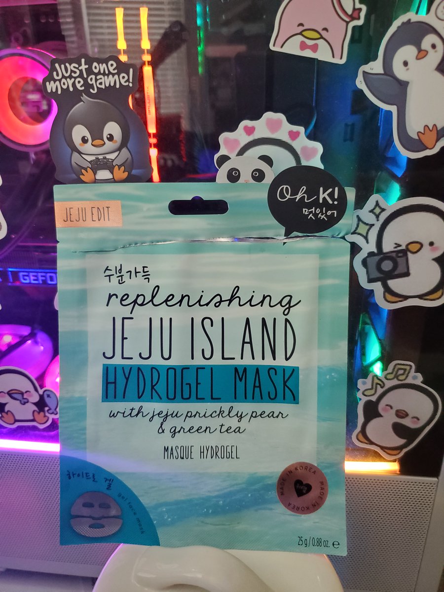 HollyPengin's tweet photo. So excited found Oh K! gel face mask! Loving this mask! #selfcare #getyourmaskon https://t.co/PQDWpagxh6