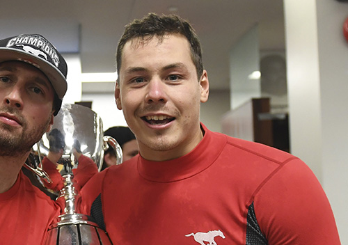 jlefeb25's tweet photo. Merci a @PLCaron35 pour ses années au service des Stampeders!

Thanks for everything P-L and good luck! https://t.co/1ZudPBua9W