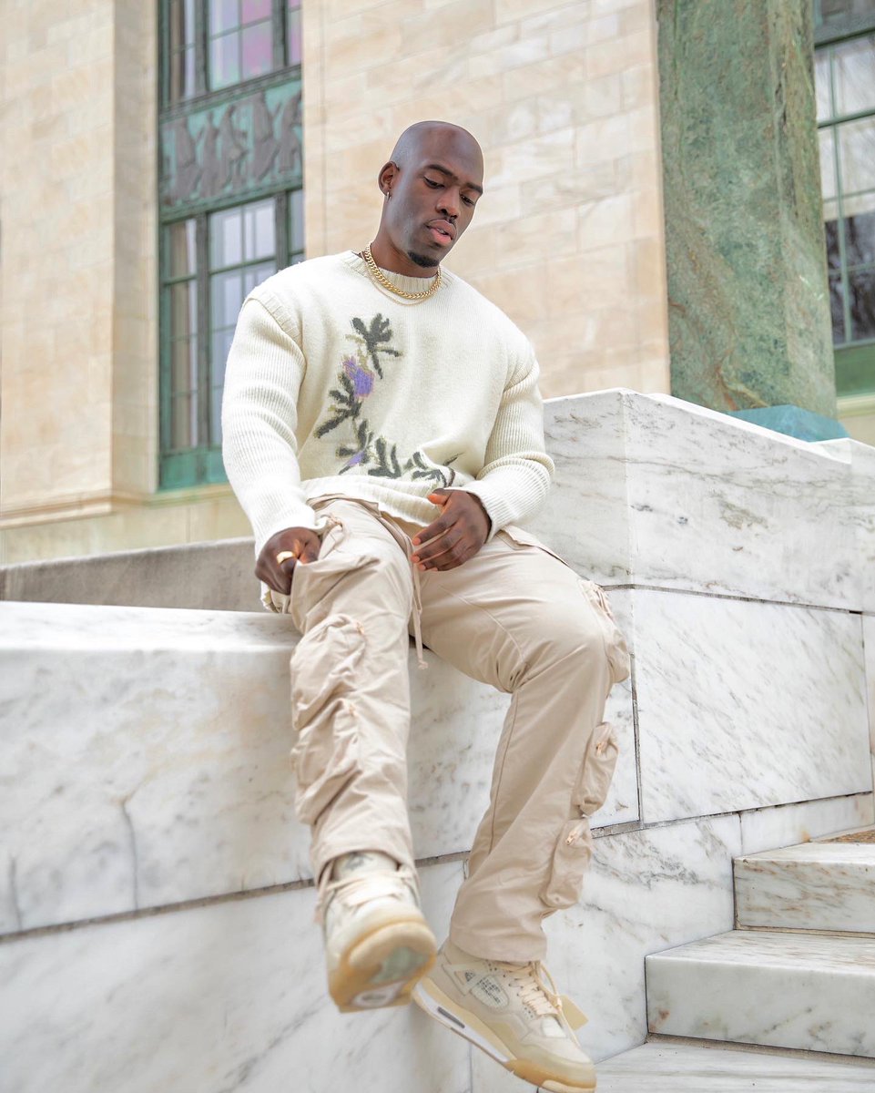 got a fit off.
++ <a href="/K3V0art/">KevoArt</a> bodied these pics of me.