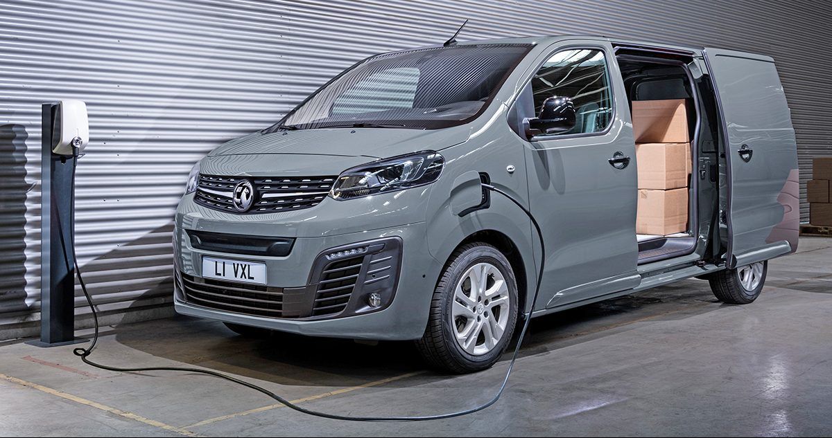 RowmHQ's tweet photo. More than a third of Van drivers considering switch to electric vans https://t.co/Sfb6GOCyww #Fleet #Rowm #Mobility #Software #StartUp #SAAS #Automation #Tech #Emobility #ElectricVans #Switch https://t.co/w8ZyccXUUl
