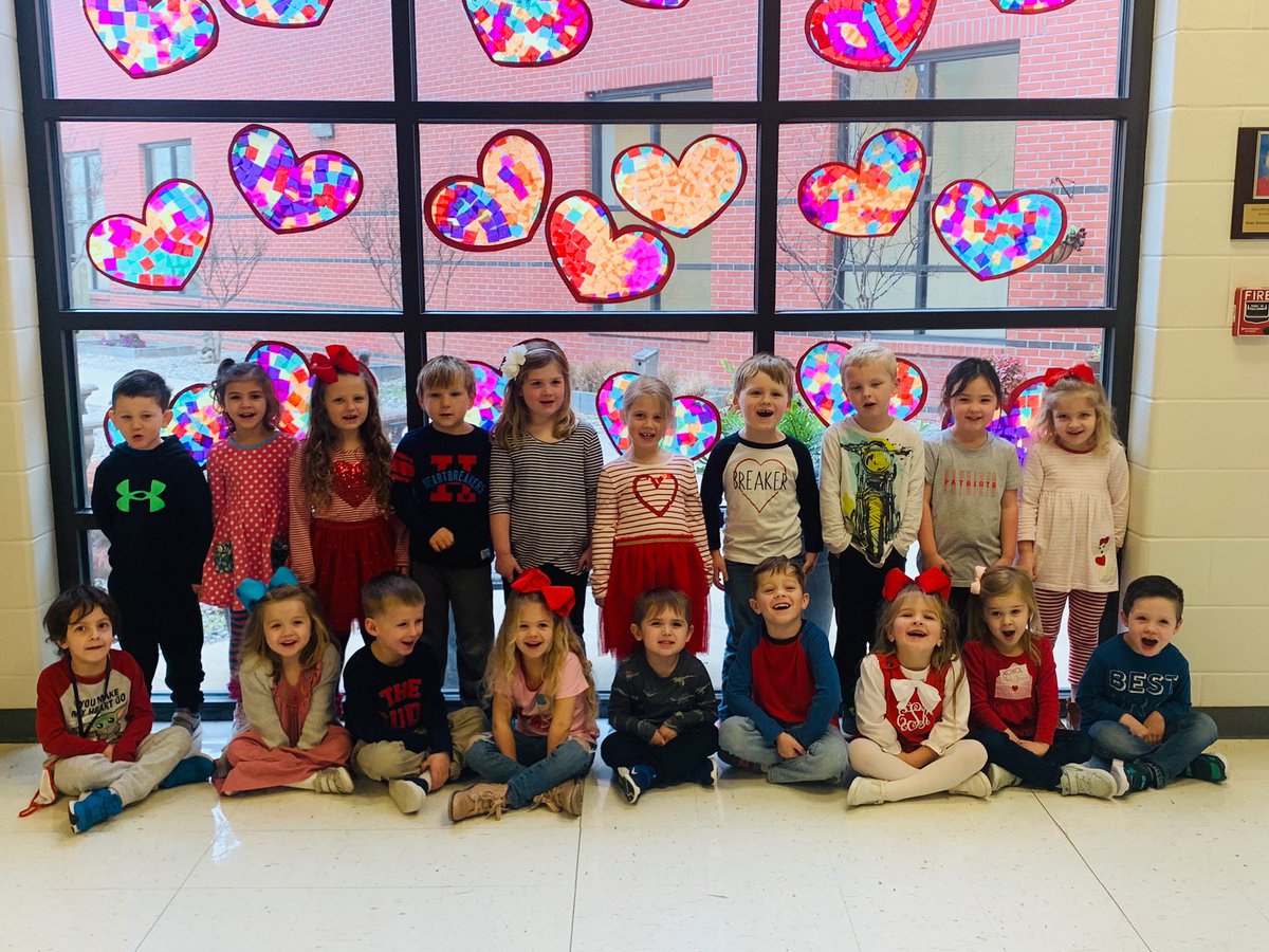 TweetDCS_LPS's tweet photo. We ❤️ our preschoolers to pieces! #PreK #ValentinesDay #LPSRocks #TeamDCS https://t.co/awxnXxwEkG