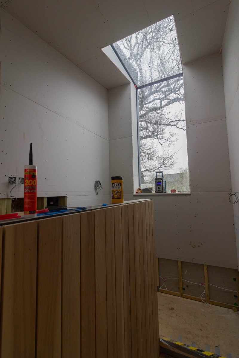 bbrown_studio's tweet photo. Site progress at our new build house near Uckfield. The central stair ash monolith has now been formed and dry lining works are well under way. Really looking forward to seeing this one finish up. #ashcladding #ashdieback #newhouse #newbuildhome #framelessglass  #lowcarbonhouse https://t.co/JoI7hI5qA2