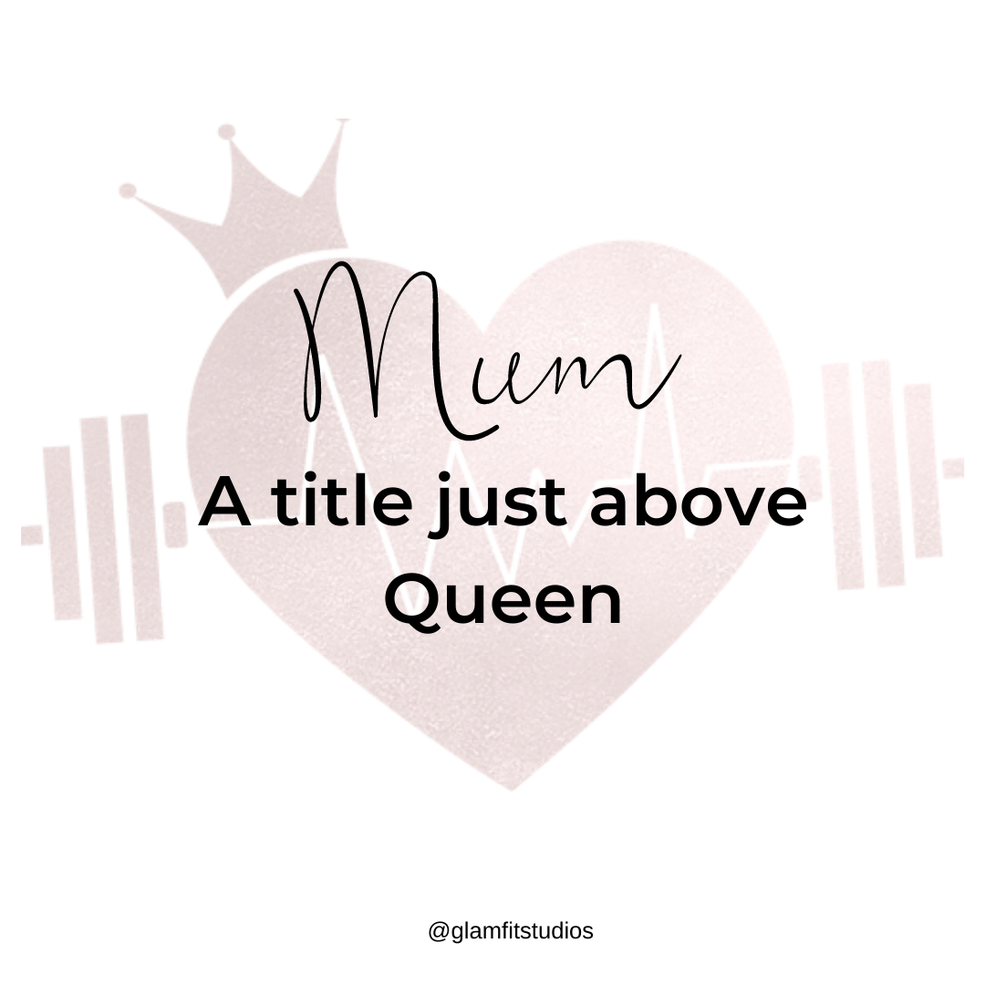 𝗪𝐡𝐚𝐭 𝐢𝐬 𝐚 "𝐲𝐮𝐦𝐦𝐲 𝐦𝐮𝐦𝐦𝐲" 𝐚𝐧𝐲𝐰𝐚𝐲?⁣⁣
⁣⁣
I love to own this title but not in the way you probably think. I don't think I'm the hottest thing walking nor do I believe I'm the only person to have 5 kids and ro