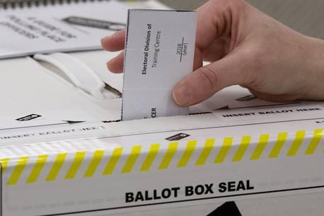 StJohnsTelegram's tweet photo. Those who voted Saturday at the advance poll located at the community centre on Thorburn Road in Portugal Cove-St. Philip's are being told to call 811 for guidance after the announcement a worker at that location has since tested positive. https://t.co/28qnCBcpan https://t.co/SZ1YYmzezm