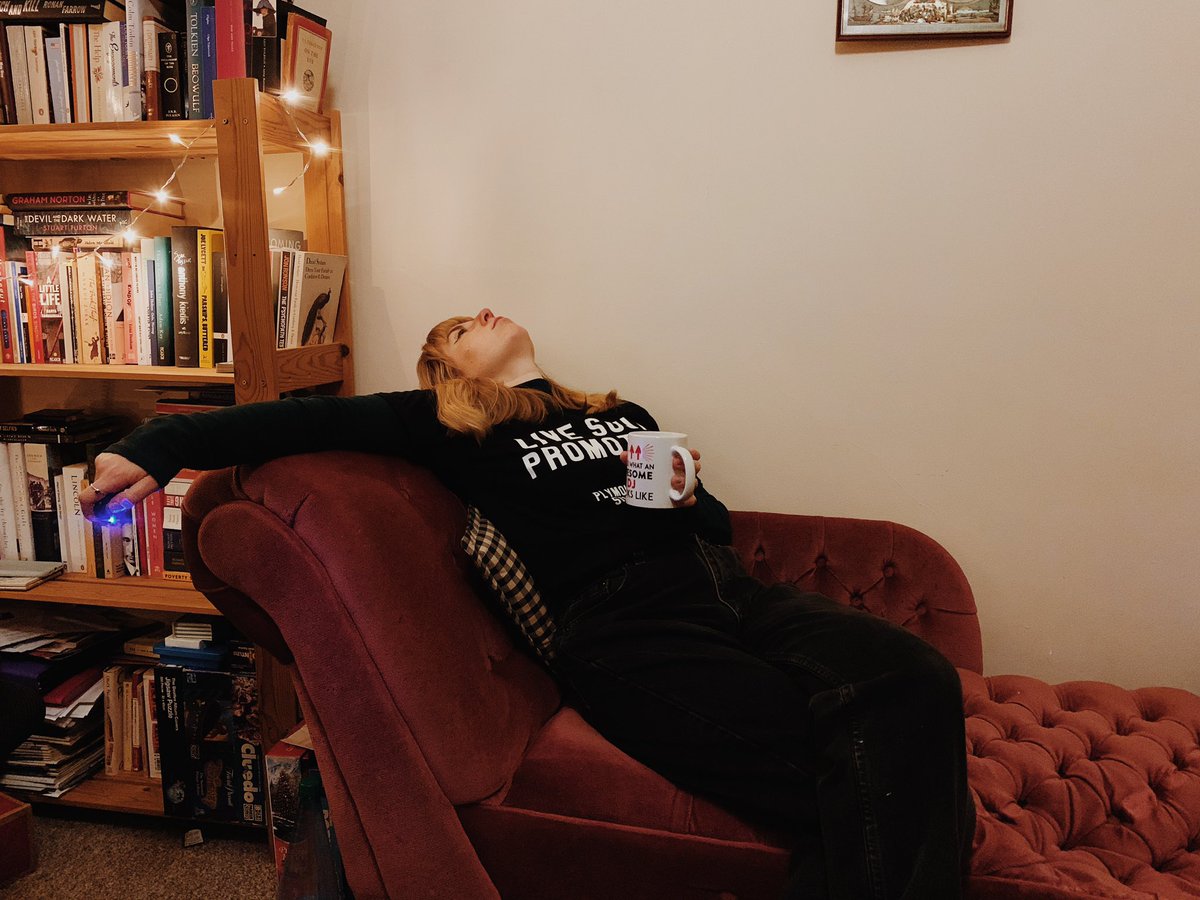 Sarah Gosling (@sarahgozzo) on Twitter photo Waiting for gigs/Thinking gigs are back/Being disappointed and waiting again: A Series ๐ข
(Ft. a banging mug from a pal (nope, didnโt buy it myself) and a beaut new tee from <a href="/LSPromoPlymouth/">Live Sound Promotions</a> ๐ค๐ป) Waiting for gigs/Thinking gigs are back/Being disappointed and waiting again: A Series ๐ข
(Ft. a banging mug from a pal (nope, didnโt buy it myself) and a beaut new tee from <a href="/LSPromoPlymouth/">Live Sound Promotions</a> ๐ค๐ป)