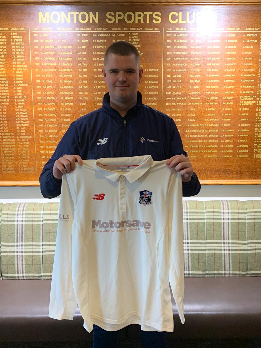 MontonCC's tweet image. We are delighted to announce the signing of Ben Chapman, as our club pro for the forthcoming 2021 season ✍
Ben is one of our own, starting as a junior at Monton & was a formidable force even then! Ben has vast playing experience & we’re thrilled to have him as club pro for 2021
