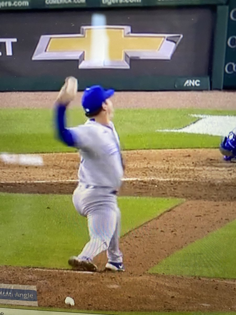 A thought on why this occurred. Left, you can see he opens early forcing his fingers to not stay behind the ball, and a small yank forces him inside the ball too much. Compared to ‘15, the arm works deeper and allows the fingers to drive down the back of the ball longer.