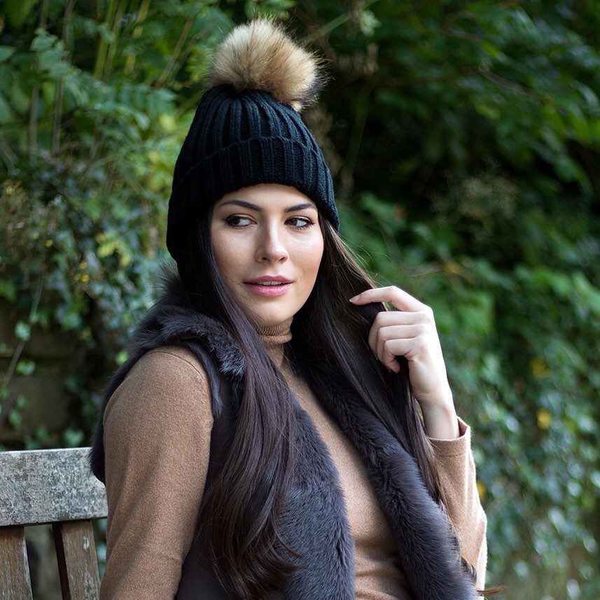 HeritageScot's tweet photo. Our Best Sellers Are Back In Stock! 😊 Wrap up warm in style with our wide range of winter accessories. 🧤❄️🧣

Headwear Collection: https://t.co/gLb8Y9x5Tu https://t.co/umMvpCbDkf