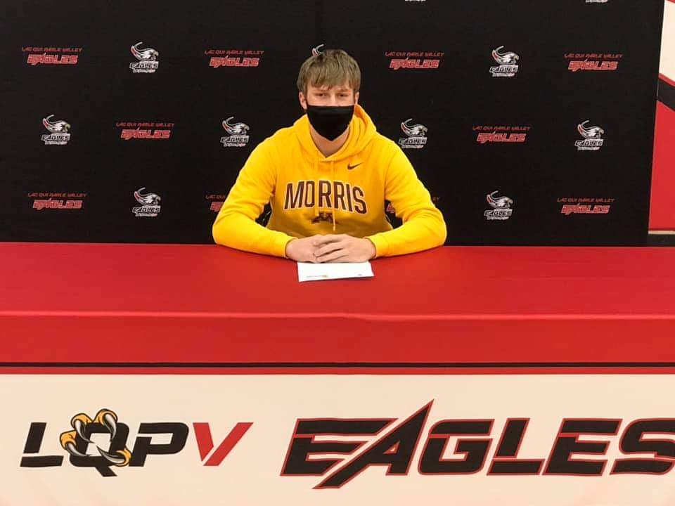 pcraymo's tweet photo. Congrats to LQPV Eagle @ConnMaverick.  Signed his letter to play basketball at U of M Morris.  Going to be a a Cougar! #klqp https://t.co/gCRnkwkTkB