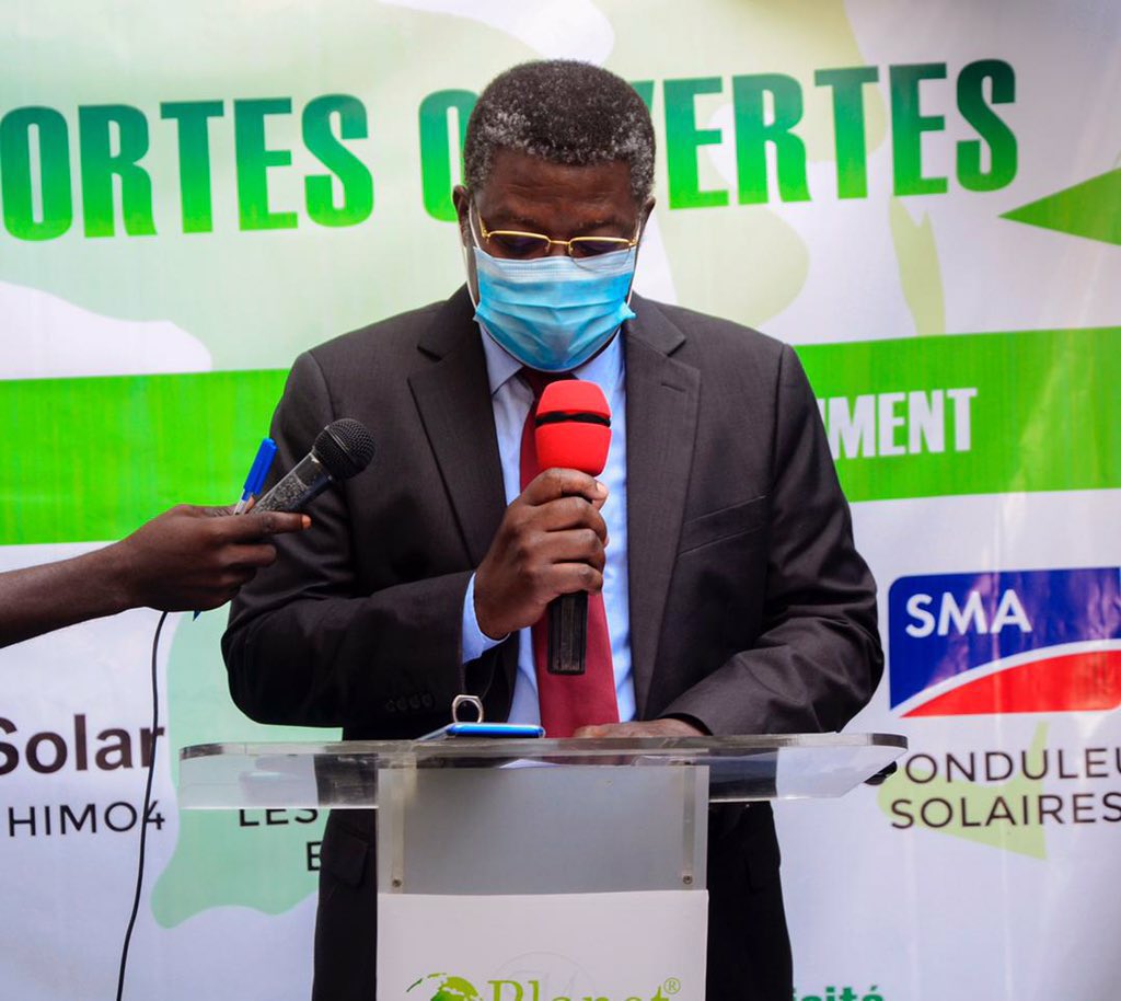 PlanetEnergySy3's tweet photo. Nous, @PlanetEnergySystems , remercions le Directeur de Cabinet du Ministère de l’énergie du Bénin M. Armand Raoul DAKEHOUN, pour son discours de lancement de nos journées portes ouvertes.

 #sustainability #energy #climatechange #sustainable #environment #ecofriendly https://t.co/fraor1Qazz