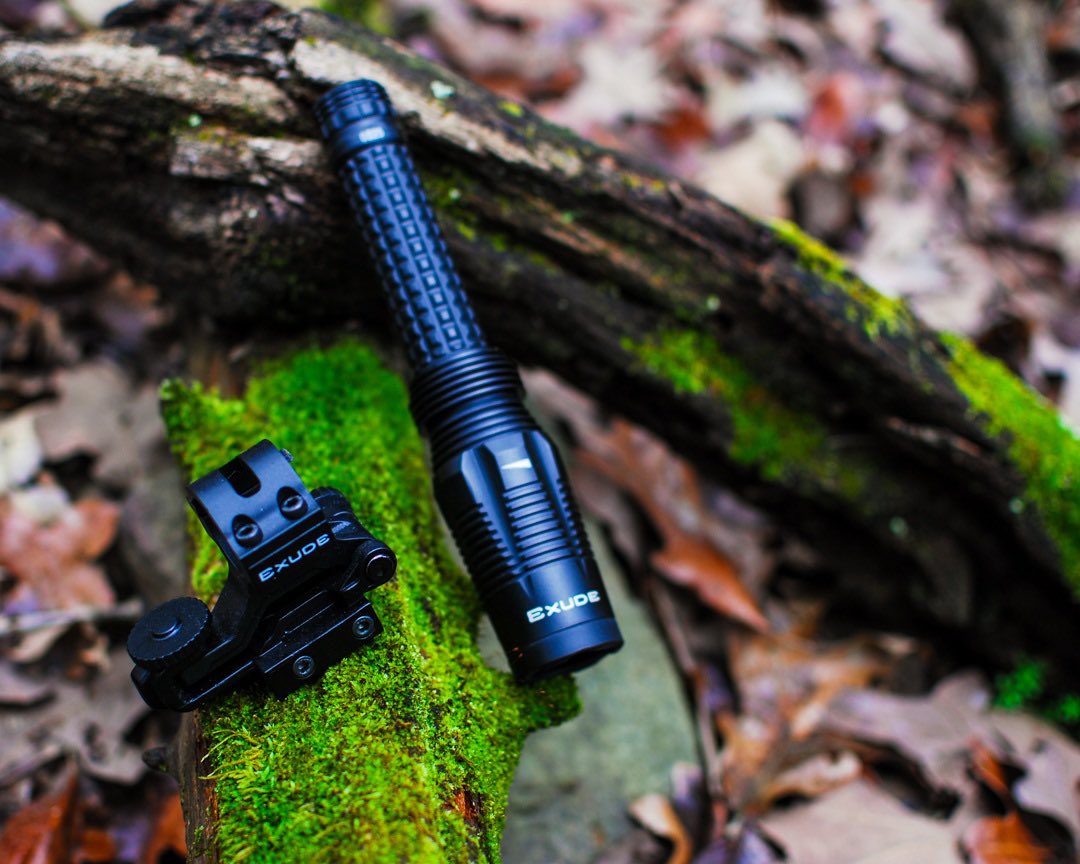 OpticalDynamics's tweet image. The latest in the Exude series. Ideal for use out to 100 yards, the OD25 is still powerful, but offers a beam that spreads just a little sooner which offers more usability at closer distances.
exudelight.com

#opticaldynamics #exudeseries #od25 #outdoors #SearchAndRescue