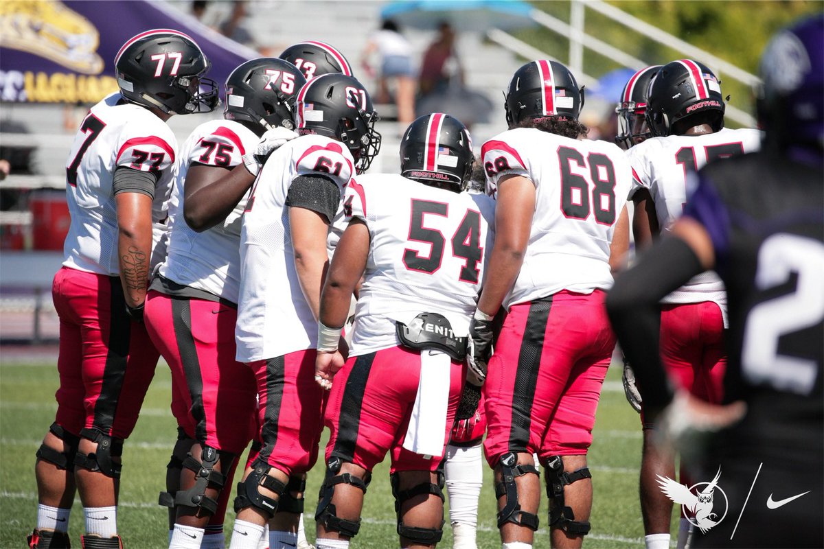 OwlFootball_'s tweet photo. O-Line &amp; D-Line recruits you’re on the clock! ⏰

First Virtual Recruit Day of 2021 tonight at 7pm! 

Let’s run it up! 
#RunItUp21 | #OwEra | 🦉 https://t.co/LjGqfSsQrW