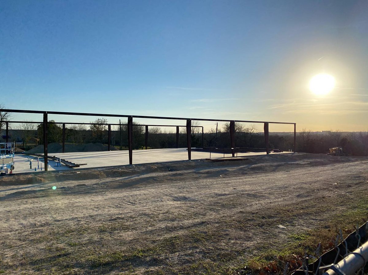 EncoreMech's tweet image. New headquarters coming right along! 
Foundation✔️
Framing✔️
.
.
.
.
.
#encoremechanical #hvac #austintx #familyowned #familyoperated #commercialHVAC #newconstruction #encoreprojects #encoreMechanical #hvaclife #hvacrepair #hvaclove #hvaccontractor