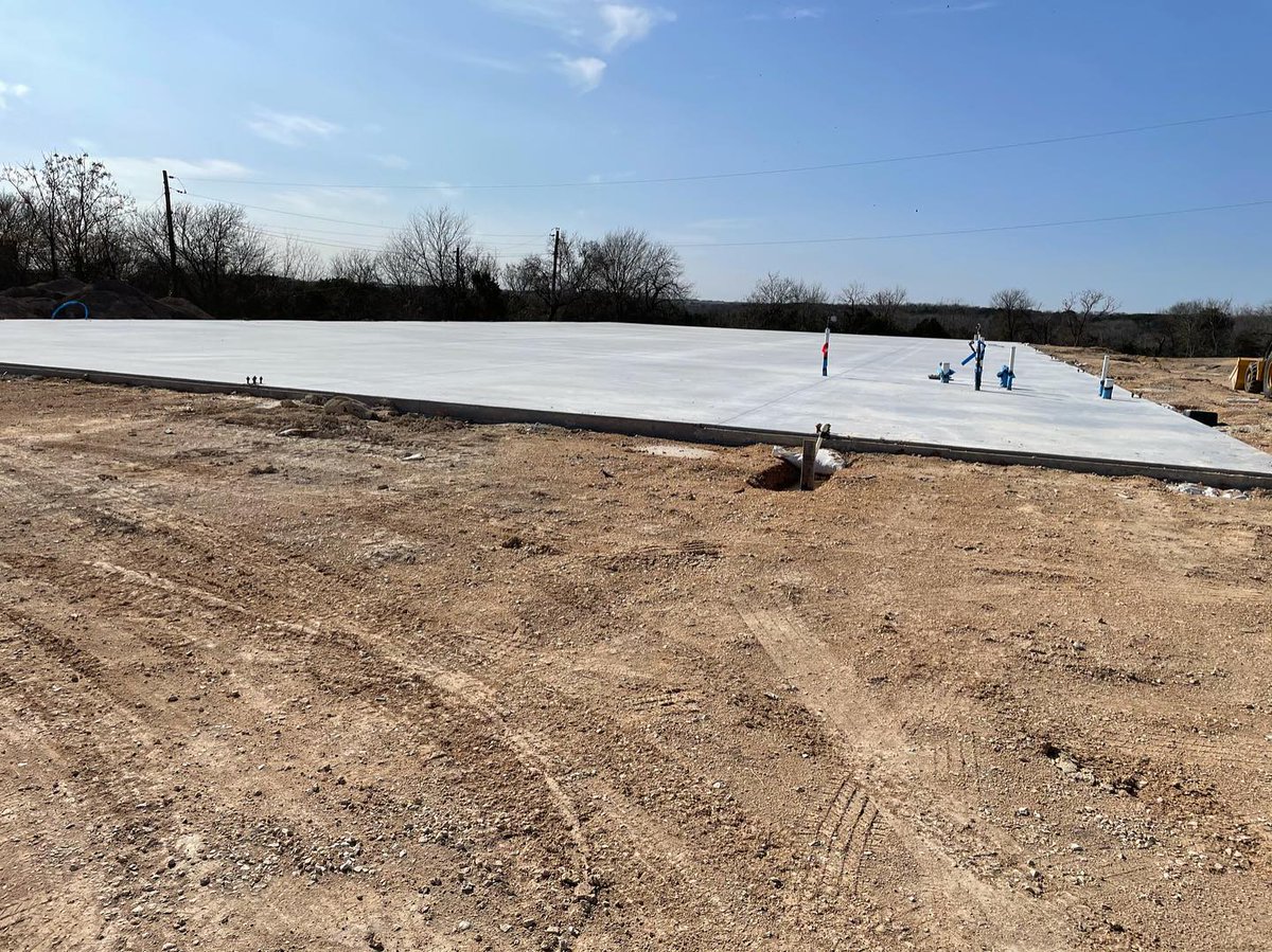 EncoreMech's tweet image. New headquarters coming right along! 
Foundation✔️
Framing✔️
.
.
.
.
.
#encoremechanical #hvac #austintx #familyowned #familyoperated #commercialHVAC #newconstruction #encoreprojects #encoreMechanical #hvaclife #hvacrepair #hvaclove #hvaccontractor