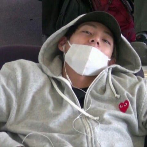 But just chilling with your best friend is one of your most favourite way to spend your days