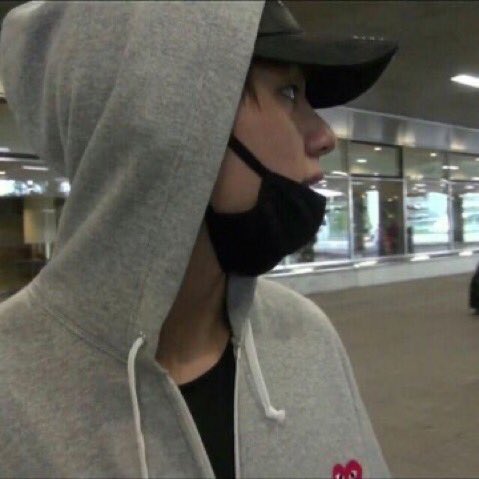 But just chilling with your best friend is one of your most favourite way to spend your days