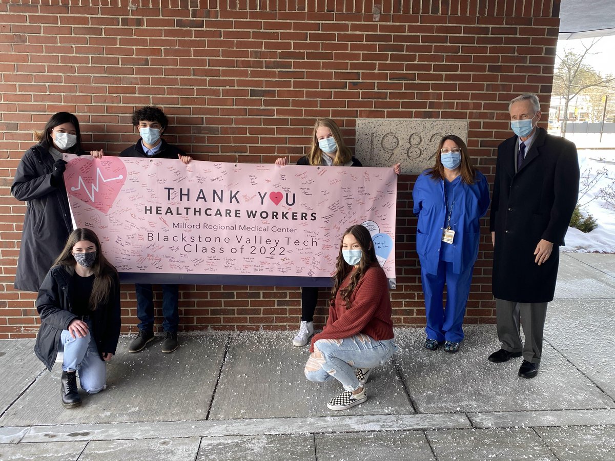 MilfordRegional's tweet photo. An incredibly thoughtful gift from the Blackstone Valley Tech Class of 2022! Wanting to show their support to our staff, they all signed this banner with words of encouragement. https://t.co/sDzbcVqmRz