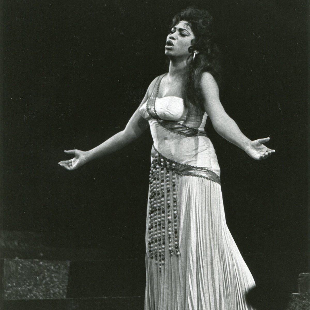 SFOpera's tweet photo. The daughter of a midwife and a sawmill worker, she became one of opera's great voices, breaking barriers at a time of segregation.

Today, we celebrate the birth of Leontyne Price, a soprano who made her opera debut here in the 1957 US premiere of "Dialogues of the Carmelites." https://t.co/R1zDAZiq0h
