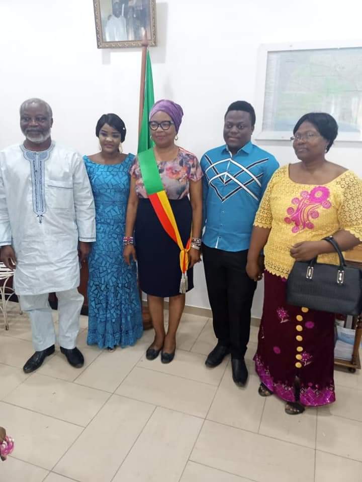 DandjinouAaron's tweet image. Happy First Anniversary Daddy and Mummy CHANVOEDOU. 🎊🎉

I celebrate you❤️

#WeedingAnniversary
#ApôtreMegEtAmyChanvoedou
#FireOne
#FinalFireMinistry