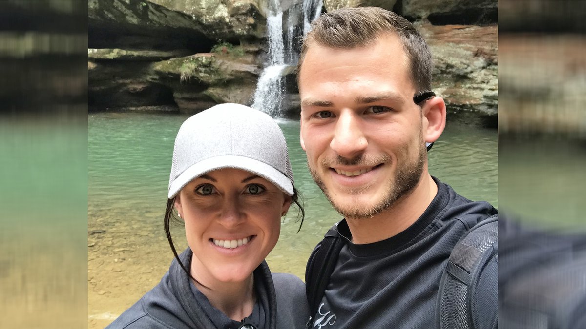 KenyonSports's tweet photo. Our final edition of The Other Half features Ian Good, the Defensive Coordinator of the Lords football team, and Jess Good, Head Coach of the Ladies lacrosse program. Follow the link to see what they say about sharing their Kenyon experiences... https://t.co/gLdyaitqII https://t.co/WDraKUEH6x