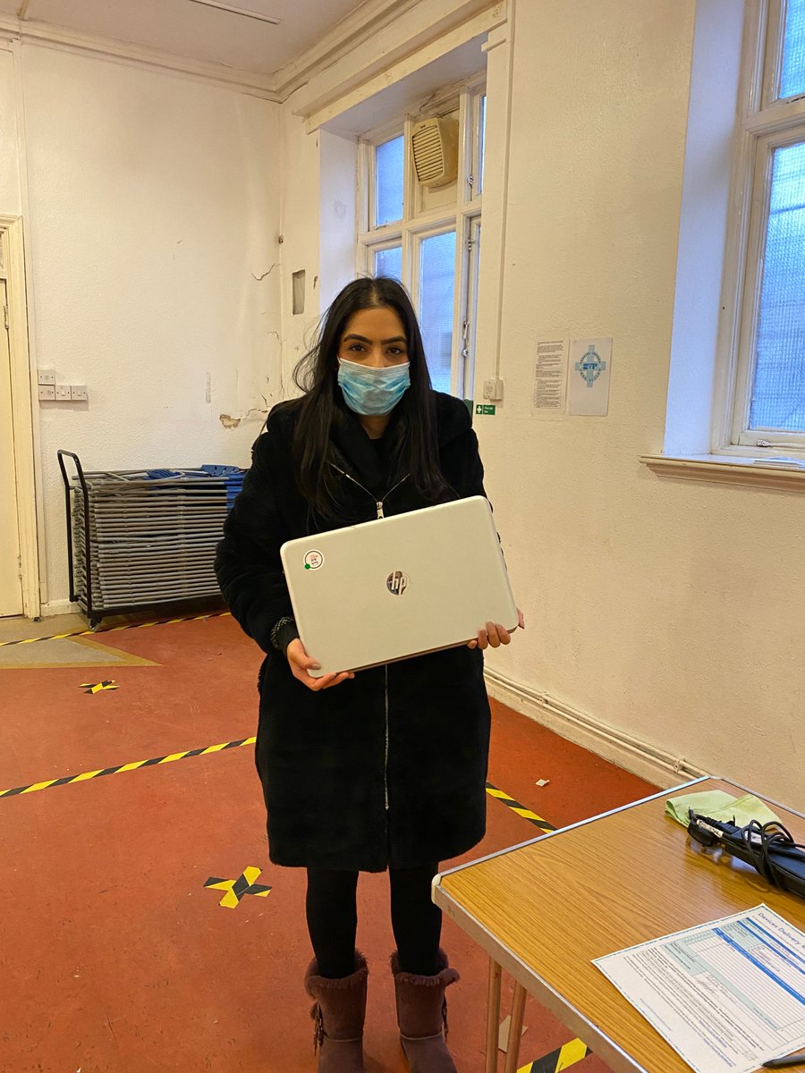 Lambeth Youth Offending Service collecting their laptop yesterday 😊 This device is going to a young student who can now, thanks to your donation, continue his online classes in construction and cookery!