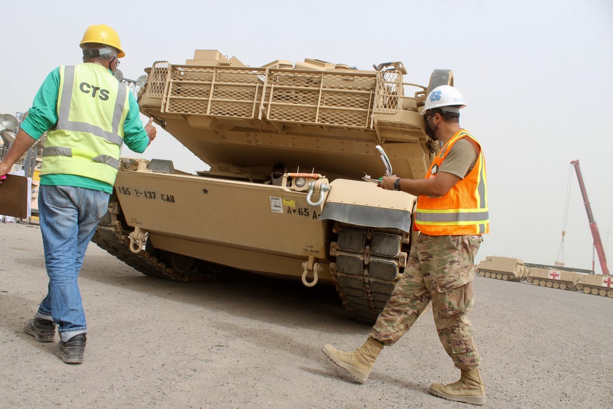 US_TRANSCOM's tweet photo. The @USArmyReserve Deployment Support Command provides SDDC with an integrated Total Force capability with four Reserve transportation brigades and an Expeditionary Rail Center to support SDDC operations. #MobilizeAndDeploy https://t.co/Zl7proumrc