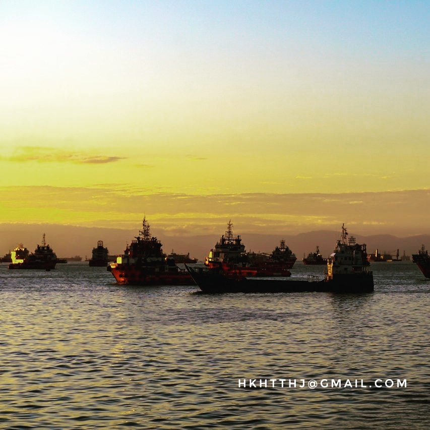 hkhtt_hj's tweet image. Golden sunrise over a golden sea .
Offshore supply vessel Oil &amp;amp; Gas in Labuan island,Malaysia. #labuanisland
#offshoreboats #oilandgasindustry #vessel #labuanmalaysia #industrial #shiplife #offshoresupplyvessel #offshorevessel #maritime #maritimelife #tourismmalaysialabuan
