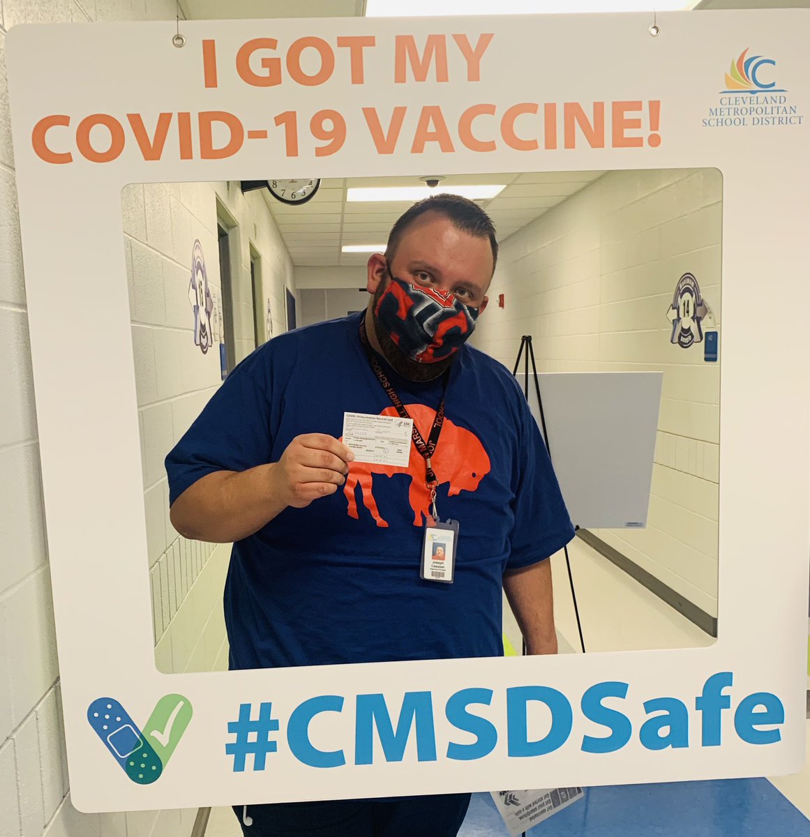 JoeyC716's tweet photo. COVID-19 Vaccine Dose 1 complete! #CMSDSafe https://t.co/lZ96XEvzNv