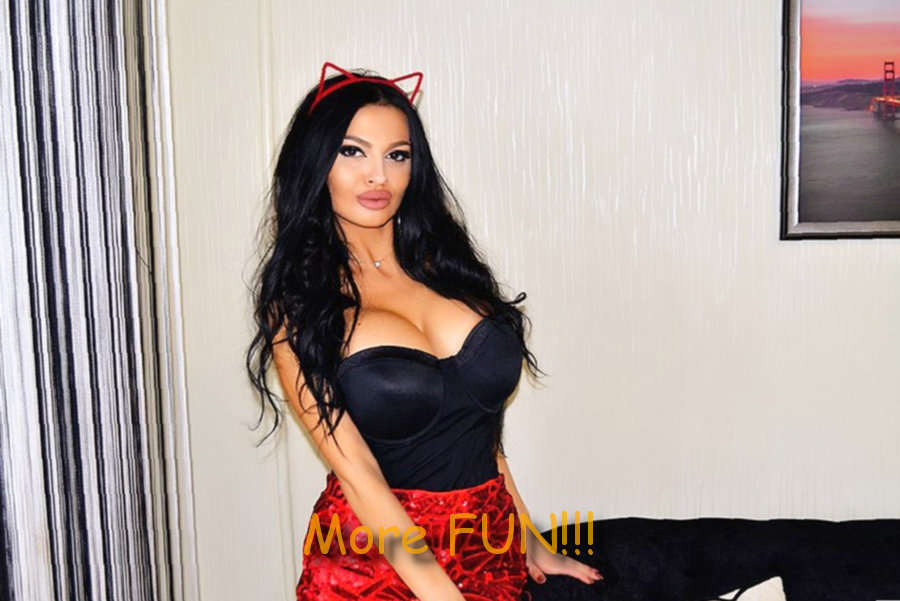 IsabelR38925086's tweet photo. Let’s flip a coin, heads your mine, tails I’m yours. 💔 💐 
you wanna see me naked>> @IsabelR38925086 https://t.co/6y848rAI8P