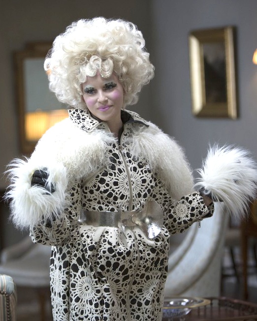 every time  @ElizabethBanks and Effie Trinket synced up in style; a thread