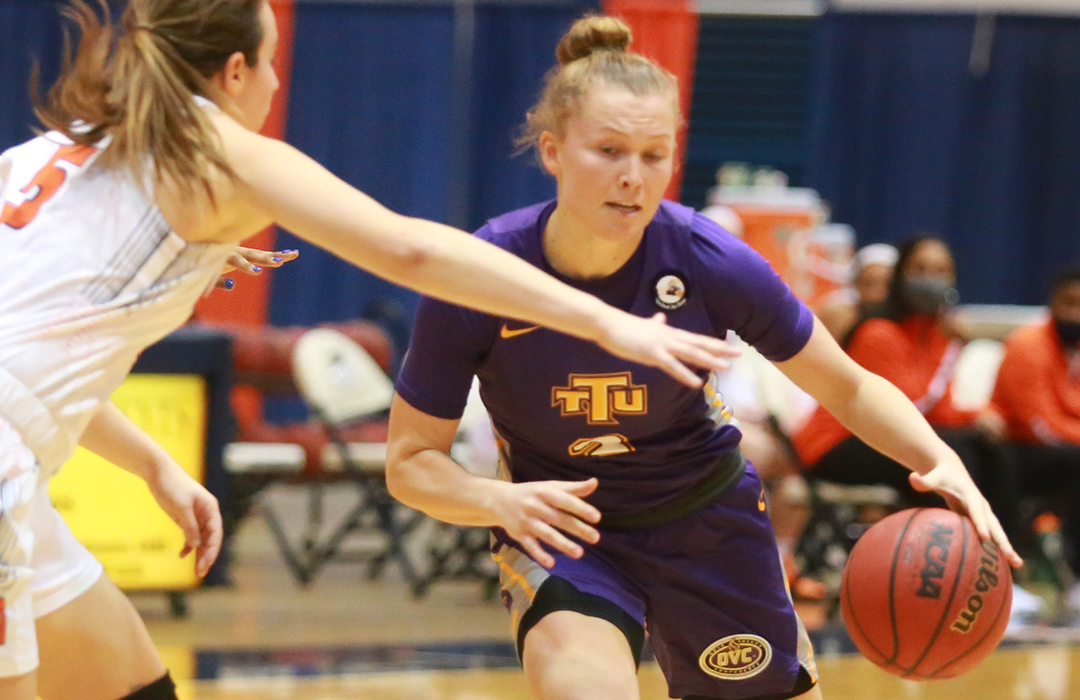 Tech women welcome SIUE on Thursday | PREVIEW: tennesseetech.prestosports.com/sports/wbkb/20… #WingsUp