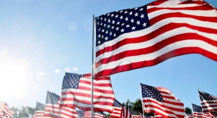 SpringHillSPUB's tweet photo. COLUMN: Uniting the States of America - https://t.co/pspM1X7o0s - by Madison Sutton, class of 2021 https://t.co/qmmwCDwyPD