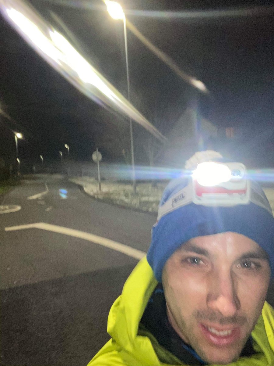 runforreggie's tweet photo. AERODYNAMICS

Stephen has shaved his head to see if it makes him faster!

Short sharp run this time to get the legs shifting. 

#RunforReggieandfriends #Runner #RunforReggie #Mudder #Marathon #GNR Ultra #Fundraiser #GoodCause https://t.co/B8DqyBh6JX
