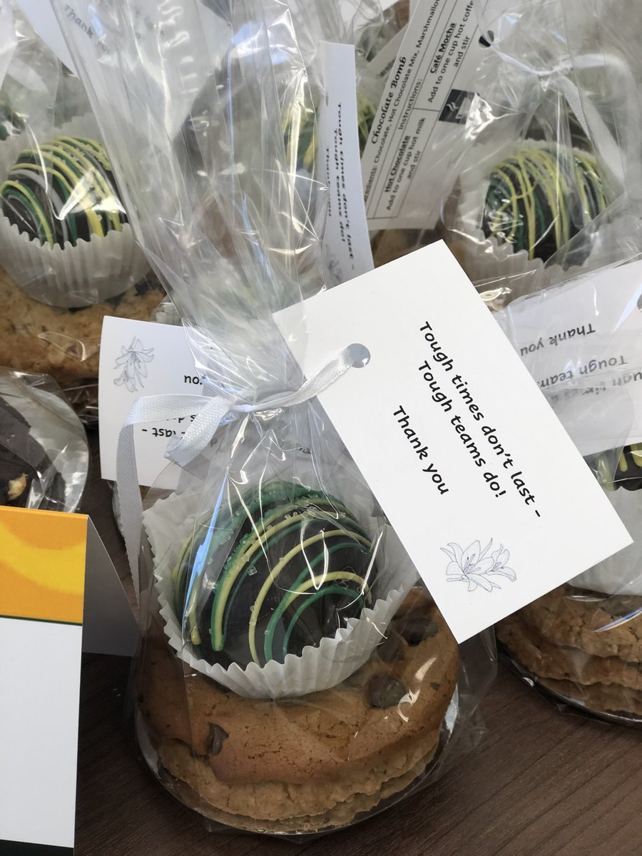 💚 Thank you to the @PrairieValleySD  Board of Education and Senior Leadership team for the treats for our Viper staff today in recognition of Teacher/Staff Appreciation Week 💛

It’s nice to be appreciated 🥰

#pvsd
#viperproud
#toughteamslast
#staffappreciationweek